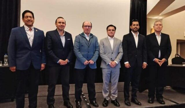 México: pasajero llegado por avión deja 1,290 USD, y por crucero, 87