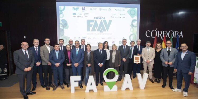 Granada acoge los V Premios Andaluces de Agencias de Viajes para turismo