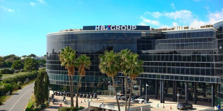 HBX Group amplía su negocio desde Palma con una nueva plataforma de paquetes de viajes