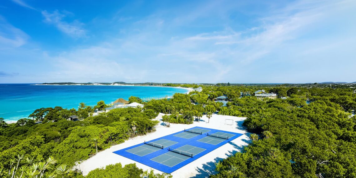 Holland America organizará el primer torneo profesional de pickleball de la PPA en una isla privada