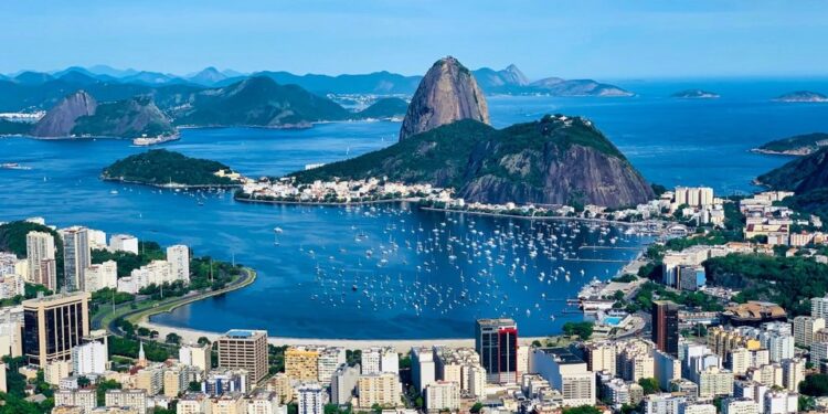 Efecto Lula y caída del real: Brasil pica en punta para el verano y reaviva el turismo de los argentinos