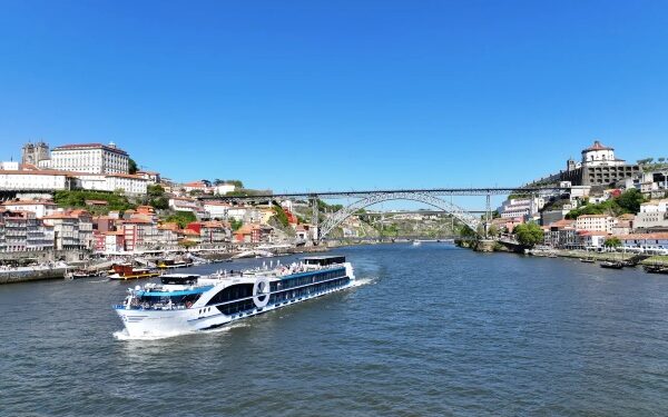 VIVA Cruises presenta temporada fluvial 2028 con 325 travesías en siete barcos