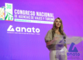 Foto: Anato. Paula Cortés Calle, presidenta de Anato, solicitó reducir el IVA a tiquetes del 19% al 5% para reactivar el turismo tras el reciente sismo.