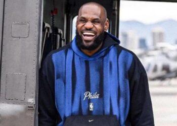 LeBron James se desplaza en helicóptero de Nueva York a Philadelphia