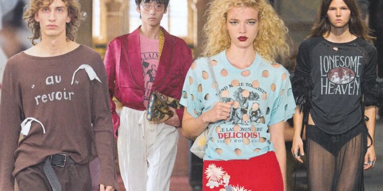 Here Are the Best Graphic T-Shirts From the Spring 2027 Runways