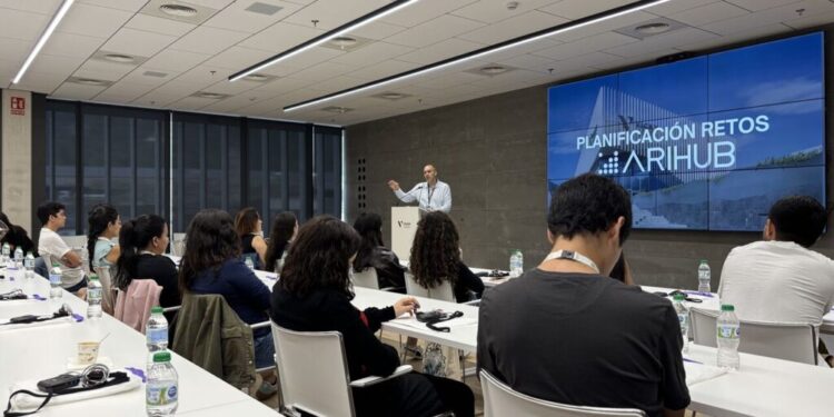 Los estudiantes del MBA visitan Vicky Foods y conocen su ecosistema de innovación y emprendimiento | MBA