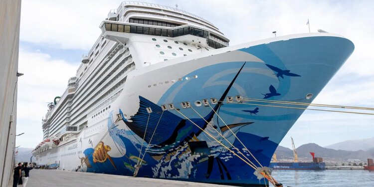 Las compañías de cruceros rebajan sus precios en el Caribe