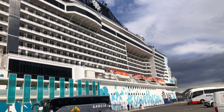 MSC Cruceros quiere 'recuperar' los embarques de invierno en Alicante: por ahora, escalas en diciembre