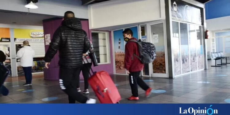 Más de 50 personas denunciaron que fueron estafadas por una agencia de viajes en Comodoro Rivadavia