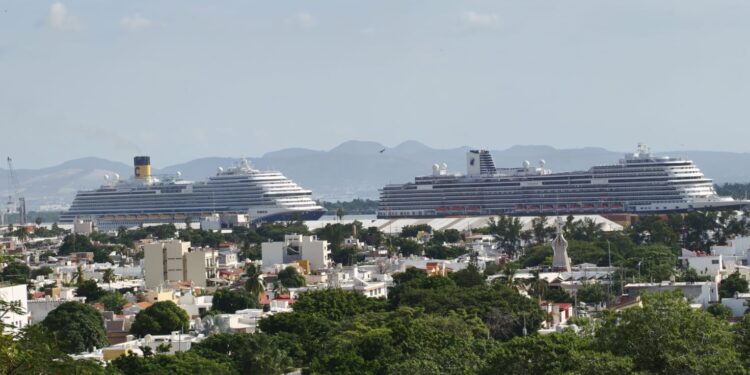 Mazatlán recibe este lunes a dos cruceros turísticos con más de 6 mil pasajeros – Cafe Negro Portal
