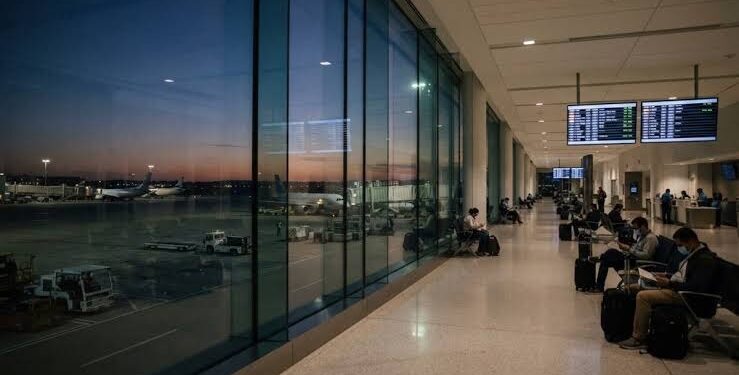 México pide evitar viajes no esenciales a Arabia Saudita por nuevos ataques