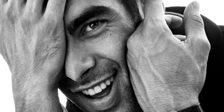 Mi novio cumplió 33 años sin tener una rutina de skincare (así que tuve que intervenir)