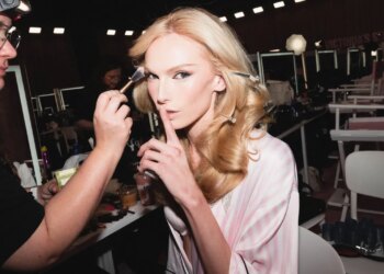 Watch Alex Consani Get Angel-Ready for the 2026 Victoria’s Secret Fashion Show