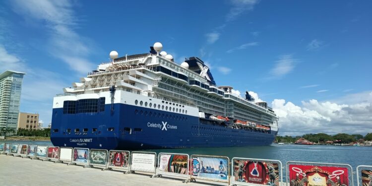 Inicia octubre con más de 5 mil cruceristas en Puerto Vallarta
