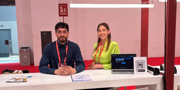 Juan Calderon Granda (CTO) y Lorena Rubio Navolotskaya (CEO), cofundadores de la startup.