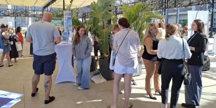 Puerto Sherry acerca su oferta turística al mercado alemán