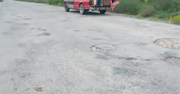 Habitantes exigen arreglo de camino a Tanlacut