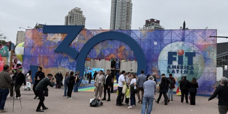 Royal Caribbean y Organfur celebran 45 años de alianza en la FIT