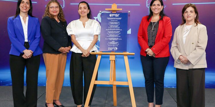 INAUGURAN CENTRO DE INVESTIGACIÓN EN TURISMO