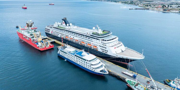 Proyectan cerca de 70 mil pasajeros y 158 recaladas para la temporada de cruceros 2026-2027