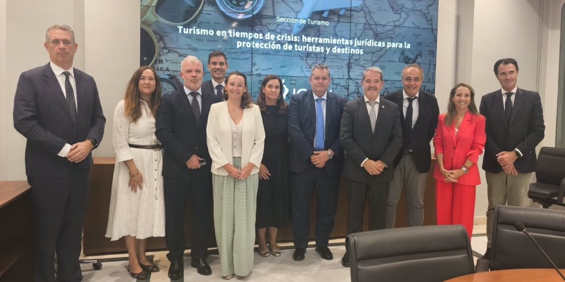 UNAV-Fetave reclama un marco jurídico que proteja a viajeros y agencias ante las crisis turísticas