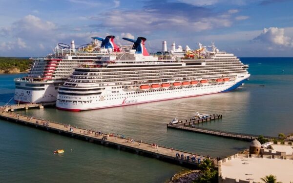 Terminales de Puerto Plata y Pedernales reciben 11 cruceros en cuatro días