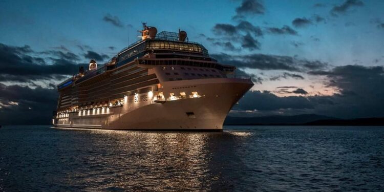 Ushuaia espera a turistas con más seguridad para recaladas nocturnas