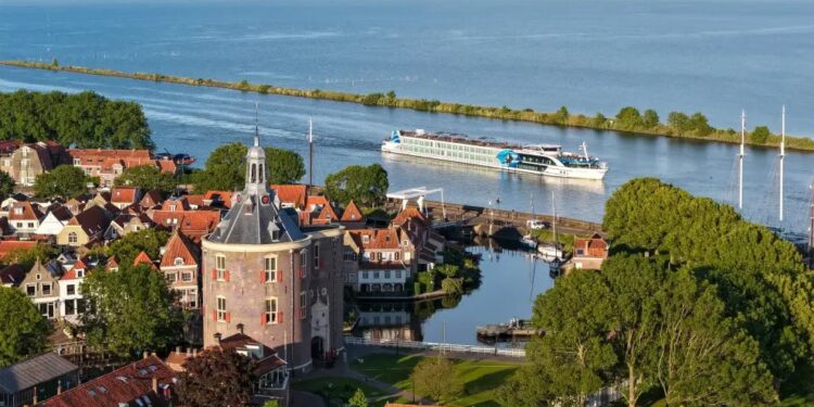 VIVA Cruises presenta su programación para 2027 con nuevos barcos e itinerarios