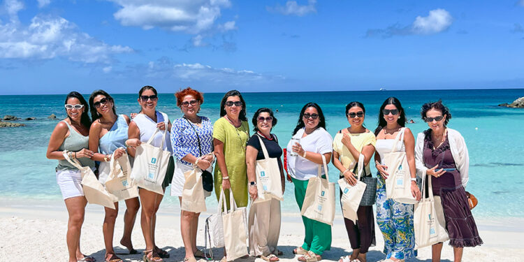 FAM TRIP DE CONTINENTAL TRAVEL Y TROTAMUNDOS A ARUBA