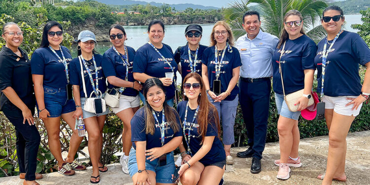FAM TRIP DE CONTINENTAL TRAVEL Y TROTAMUNDOS A JAMAICA