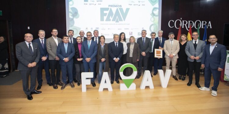Viajes Ruta Solar e Iberia Cards, entre los ganadores de los premios de la FAAV