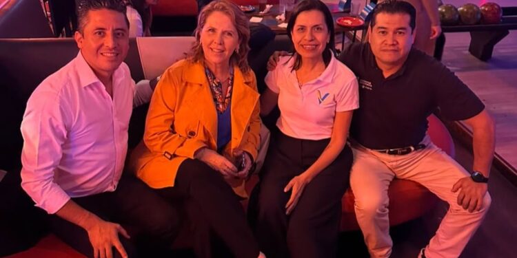 Volando Viajes celebró el Día del Agente de Viajes junto a colaboradores