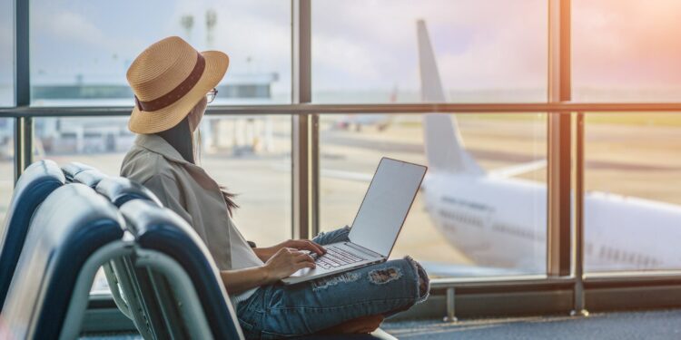 Vuwlo en el avión/iStock/ Iam Anupong