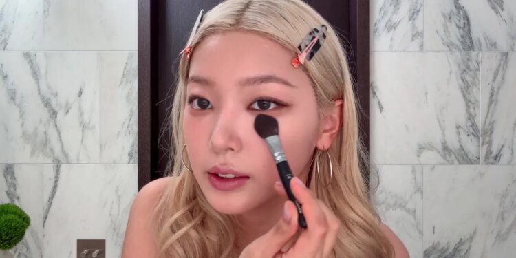 Want to Look “Snatched?” Katseye’s Yoonchae Shares Her Secrets